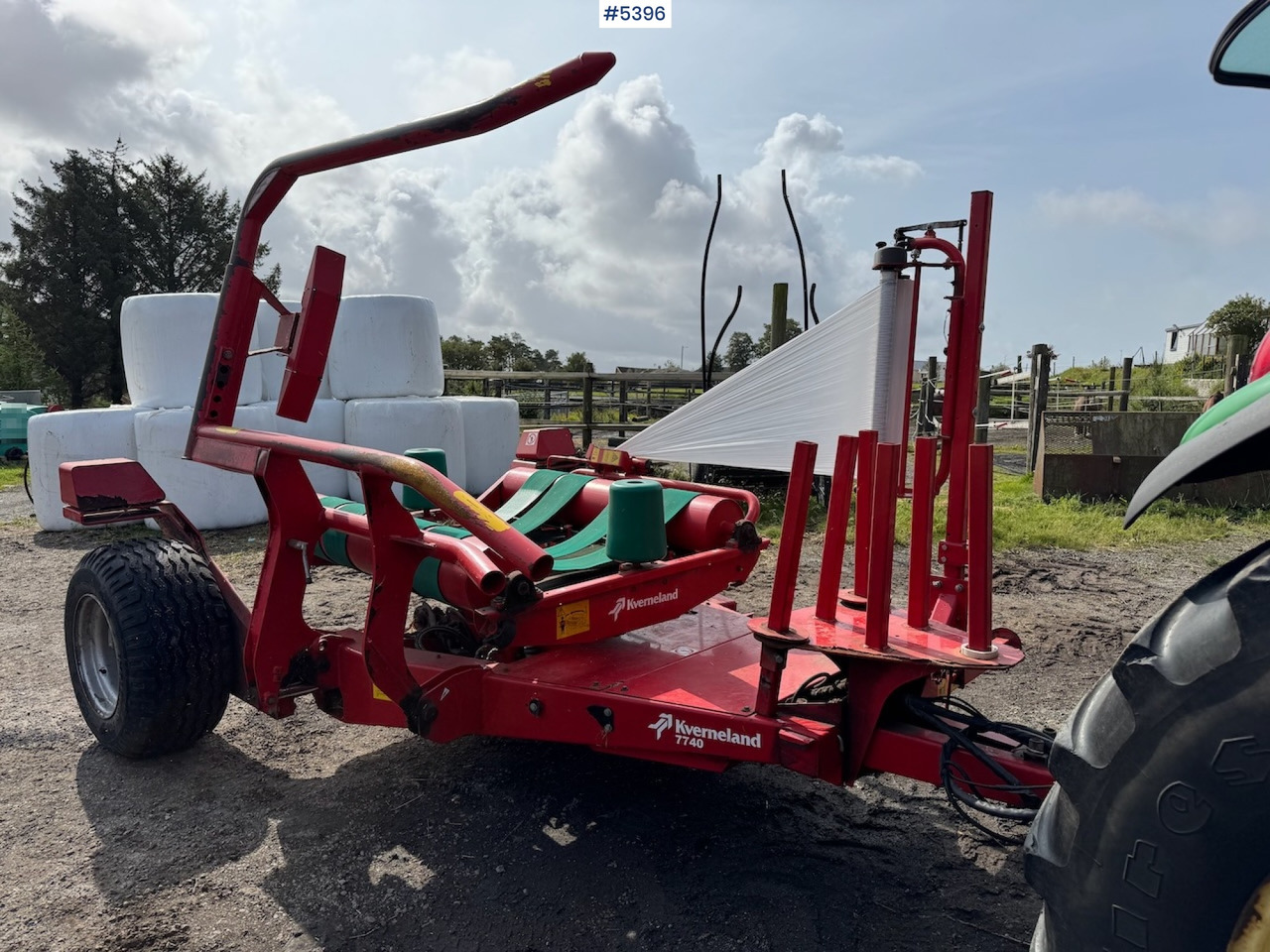 2016 Kverneland 7740 J round bale wrapper - معدات تيبيس التبن: صورة 4 2016 Kverneland 7740 J round bale wrapper - معدات تيبيس التبن: صورة 4