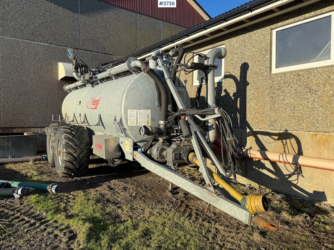 2017 Fliegl VFW 10600 Tandem w/lots of equipment - صهريج السماد السائل: صورة 1 2017 Fliegl VFW 10600 Tandem w/lots of equipment - صهريج السماد السائل: صورة 1