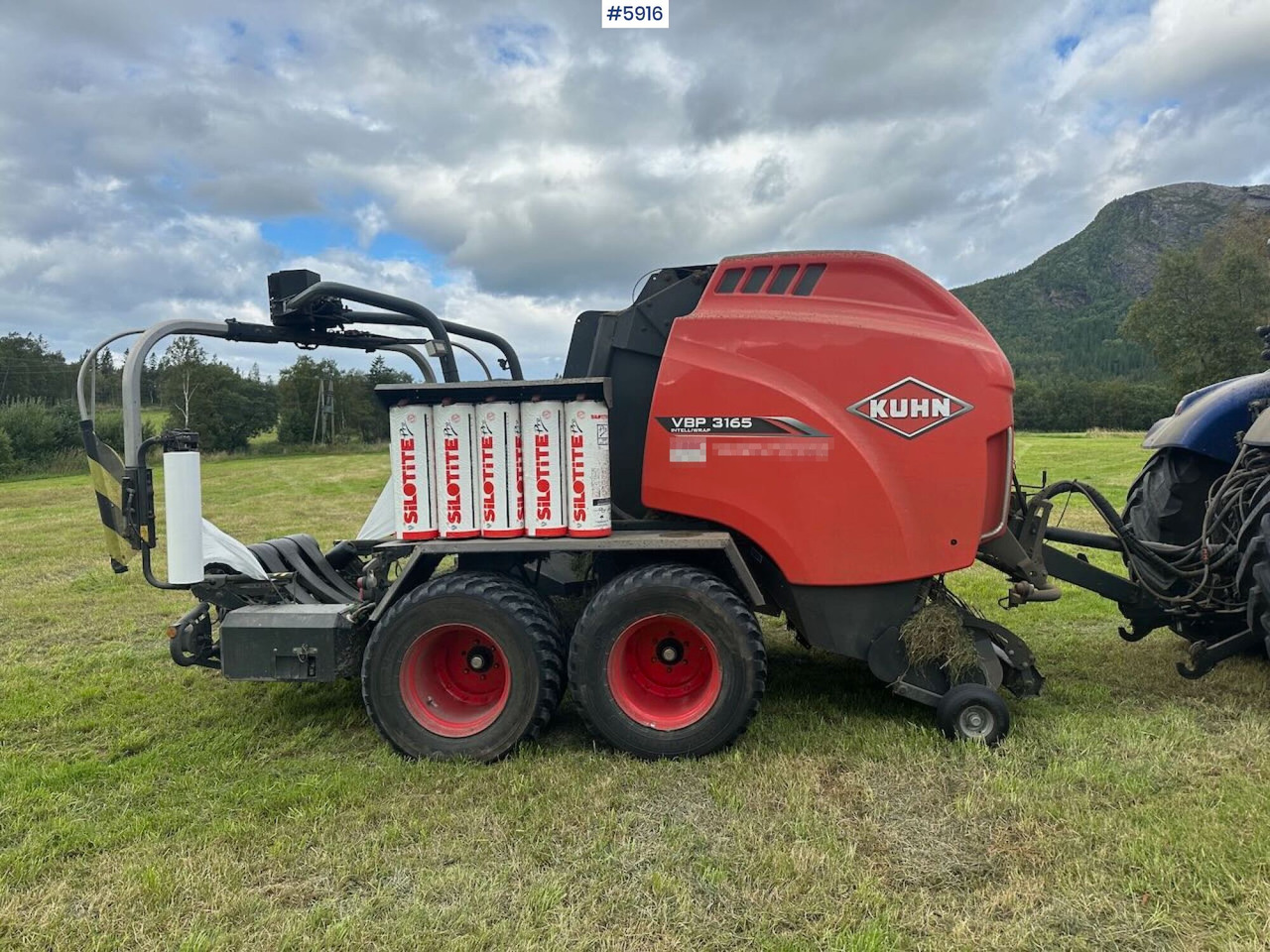 2018 Kuhn VBP 3165 Intelliwrap round baler - معدات تيبيس التبن: صورة 3 2018 Kuhn VBP 3165 Intelliwrap round baler - معدات تيبيس التبن: صورة 3