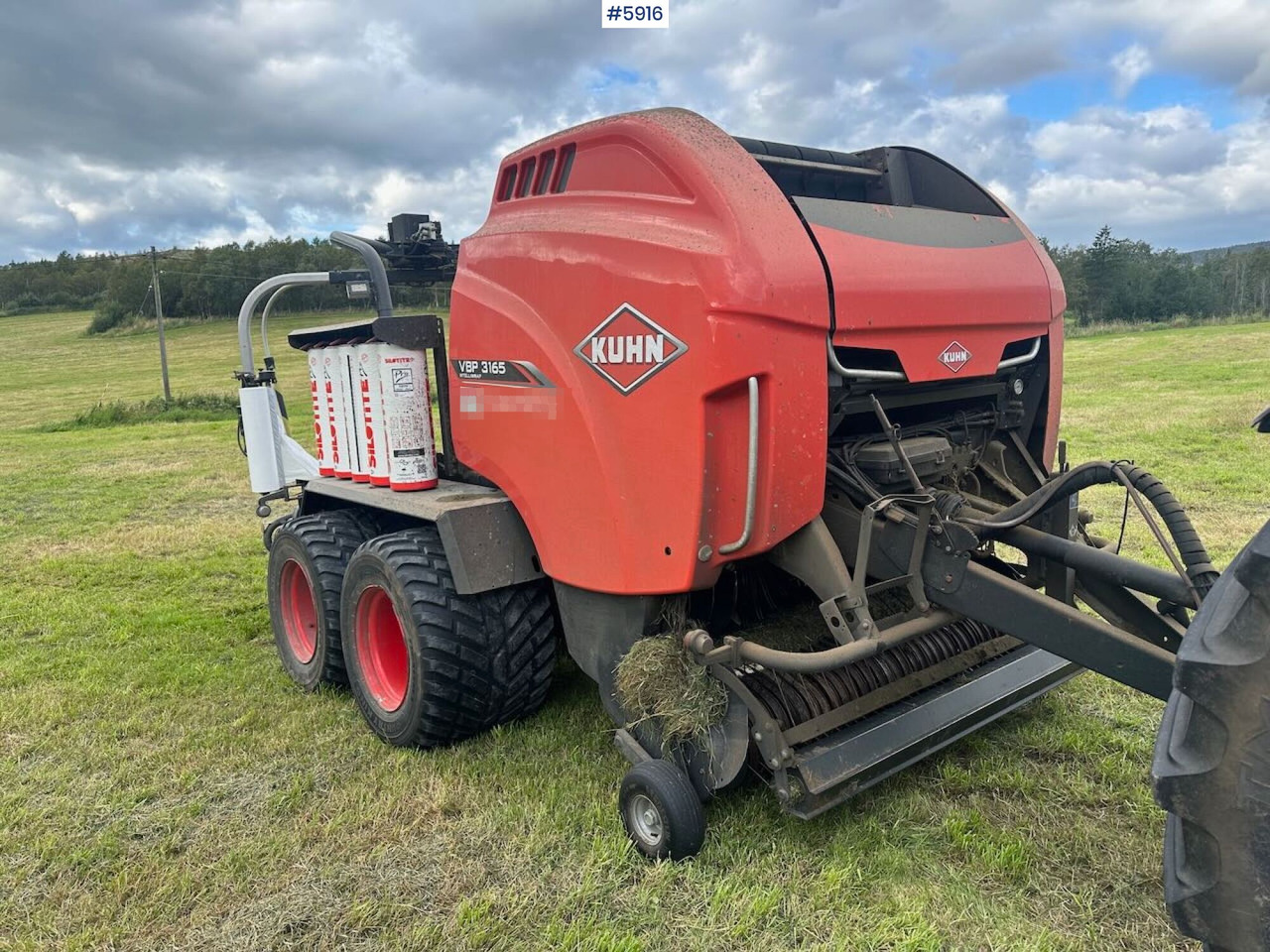 2018 Kuhn VBP 3165 Intelliwrap round baler - معدات تيبيس التبن: صورة 2 2018 Kuhn VBP 3165 Intelliwrap round baler - معدات تيبيس التبن: صورة 2