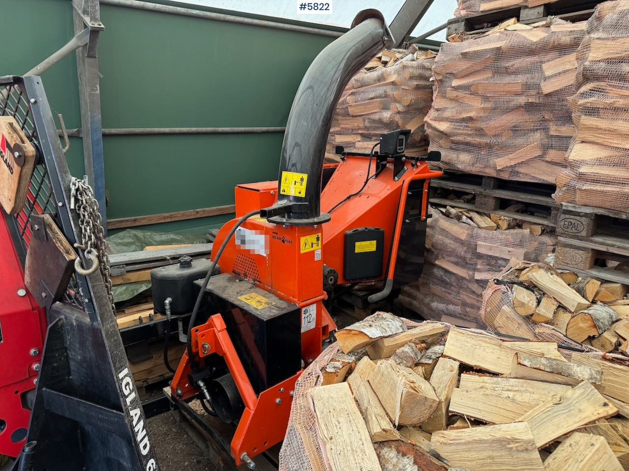 2019 Bearcat CH9540H Chipper. - معدات الغابات: صورة 3 2019 Bearcat CH9540H Chipper. - معدات الغابات: صورة 3