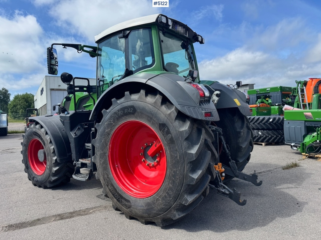 2019 Fendt 828 Vario w/ Front hydraulics and Front PTO. - جرار: صورة 4 2019 Fendt 828 Vario w/ Front hydraulics and Front PTO. - جرار: صورة 4