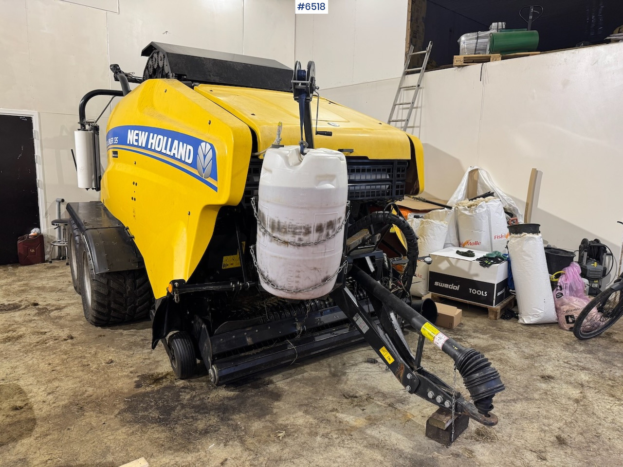 2020 New Holland Roll Baler 135 Ultra. - معدات تيبيس التبن: صورة 5 2020 New Holland Roll Baler 135 Ultra. - معدات تيبيس التبن: صورة 5