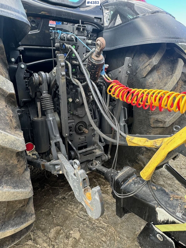 جرار 2021 Valtra T234 Versu w/ Quicke Q7 Front Loader: صورة 23