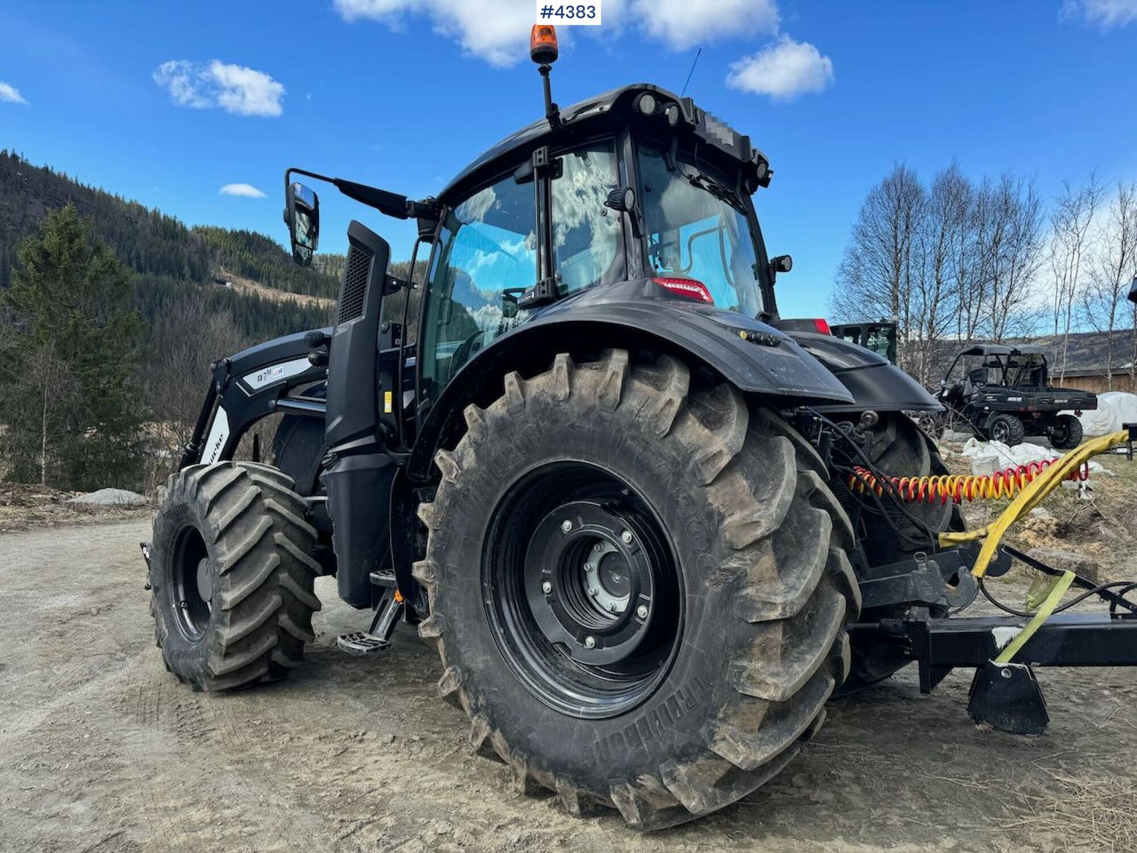جرار 2021 Valtra T234 Versu w/ Quicke Q7 Front Loader: صورة 13
