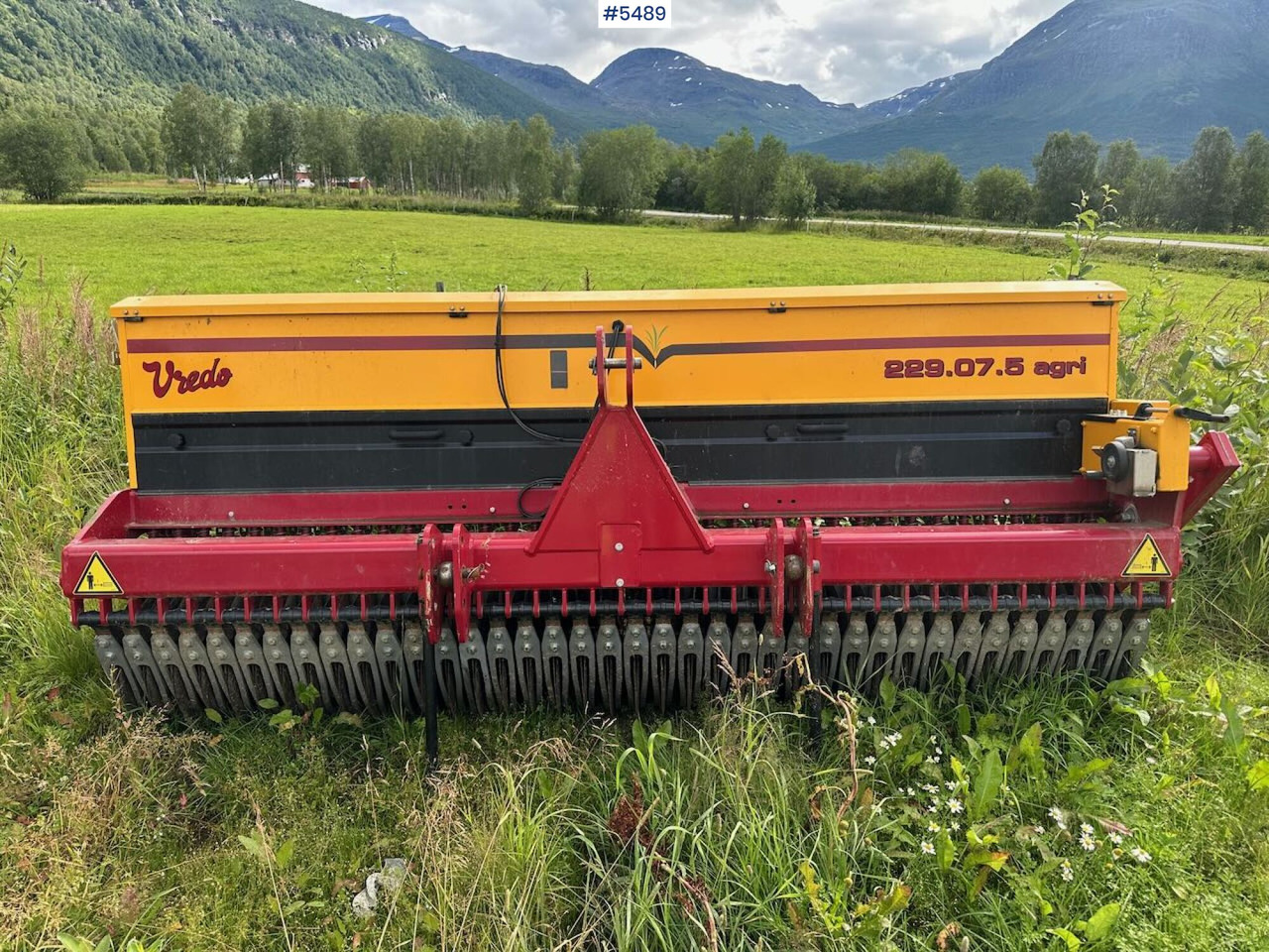 2021 Vredo DZ 299.0705 Seeder - آلة البذر: صورة 1 2021 Vredo DZ 299.0705 Seeder - آلة البذر: صورة 1