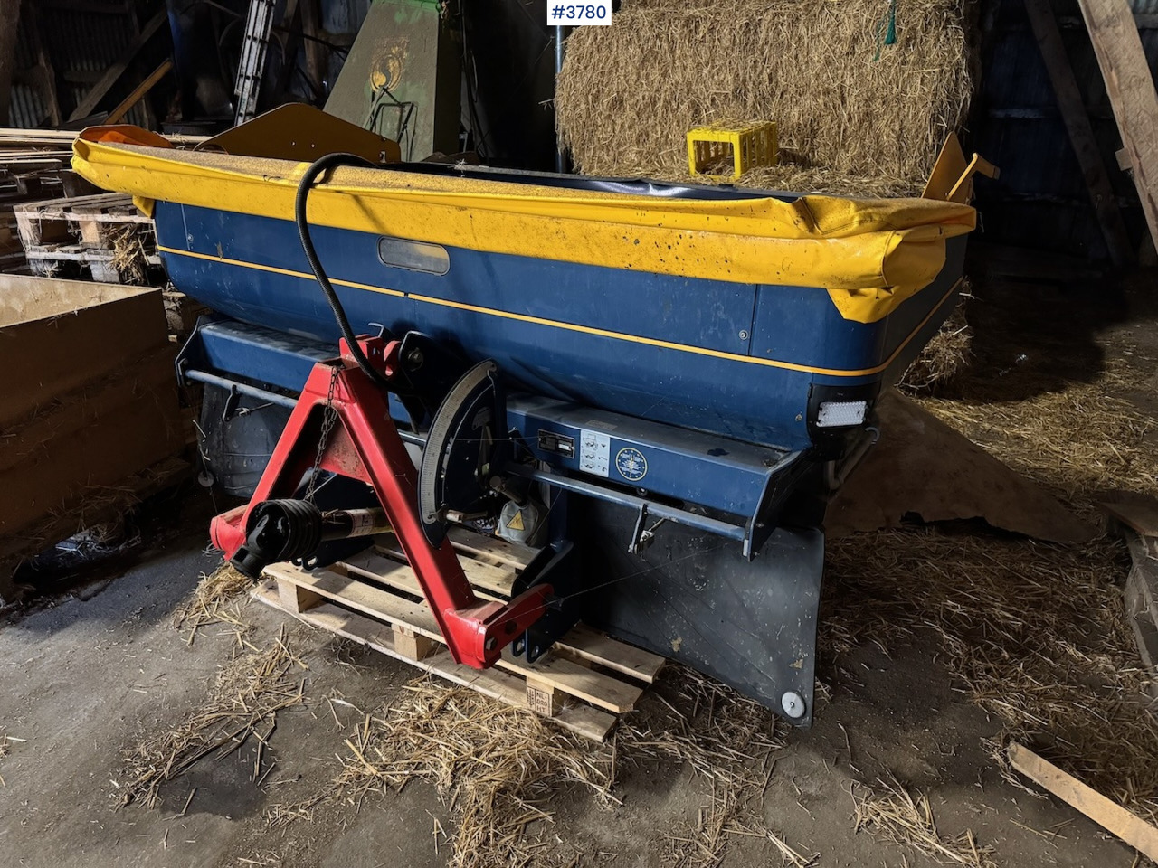 2022 Bogballe L20 Plus w/Calibrator ICON - آلة رش السماد: صورة 1 2022 Bogballe L20 Plus w/Calibrator ICON - آلة رش السماد: صورة 1
