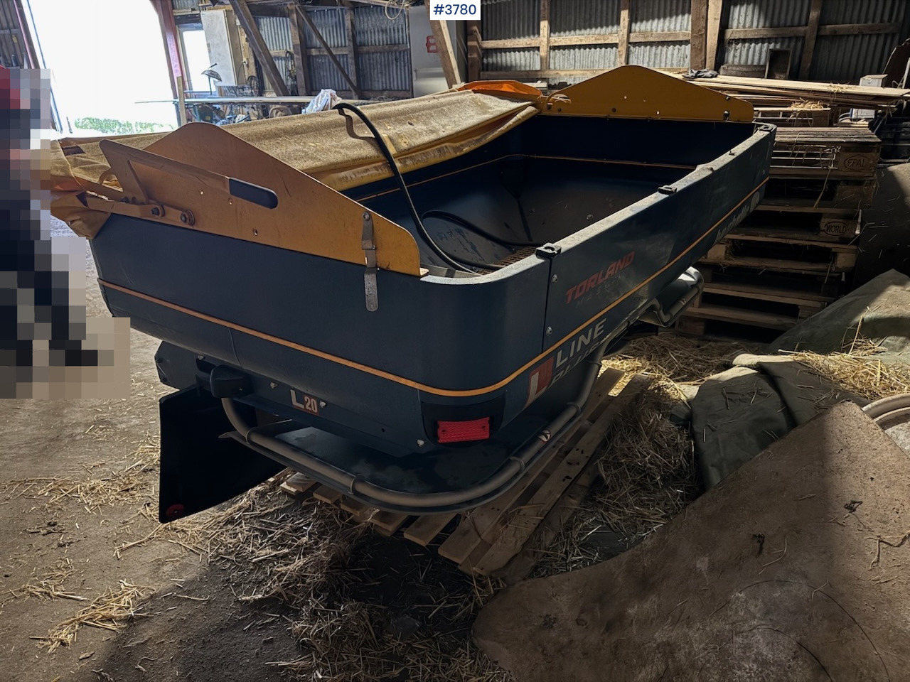 2022 Bogballe L20 Plus w/Calibrator ICON - آلة رش السماد: صورة 4 2022 Bogballe L20 Plus w/Calibrator ICON - آلة رش السماد: صورة 4