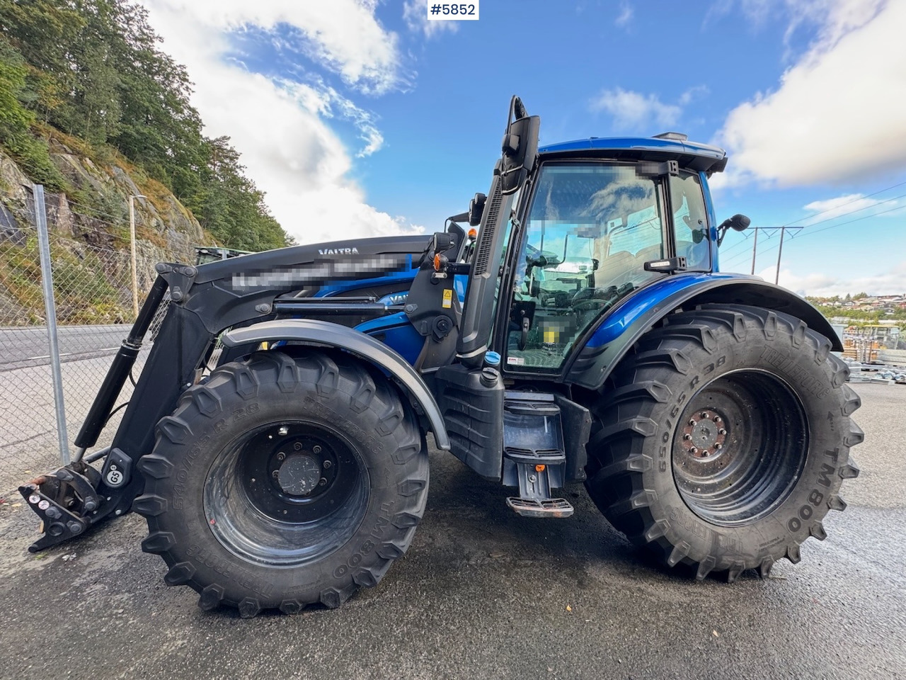 2022 Valtra N175 w/ front loader. - جرار: صورة 4 2022 Valtra N175 w/ front loader. - جرار: صورة 4