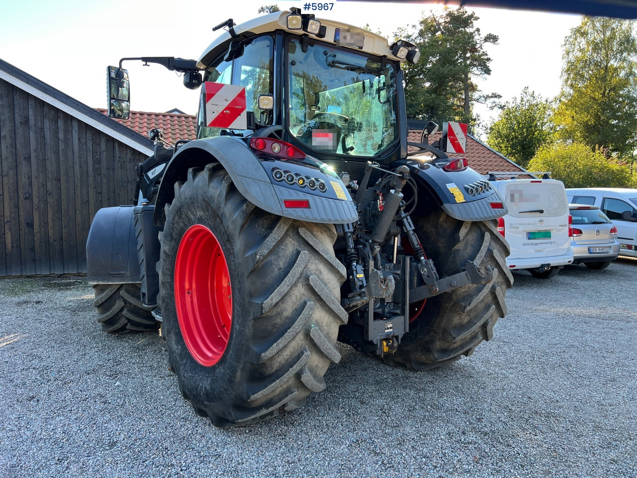 2023 Fendt 724 Vario profi + w/ Front loader and fully equipped - جرار: صورة 3 2023 Fendt 724 Vario profi + w/ Front loader and fully equipped - جرار: صورة 3