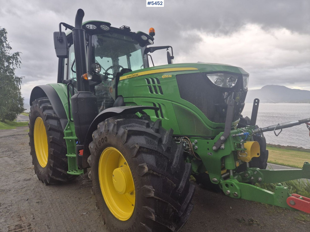 2024 John Deere 6155M w/ front hydraulics & PTO - جرار: صورة 1 2024 John Deere 6155M w/ front hydraulics & PTO - جرار: صورة 1