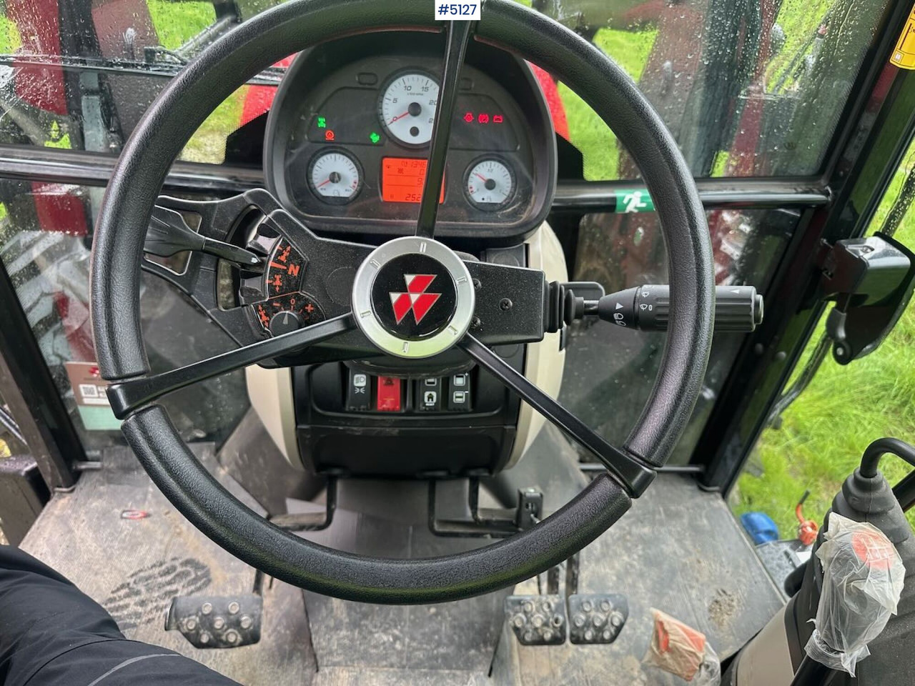 جرار 2024 Massey Ferguson 4710M: صورة 11