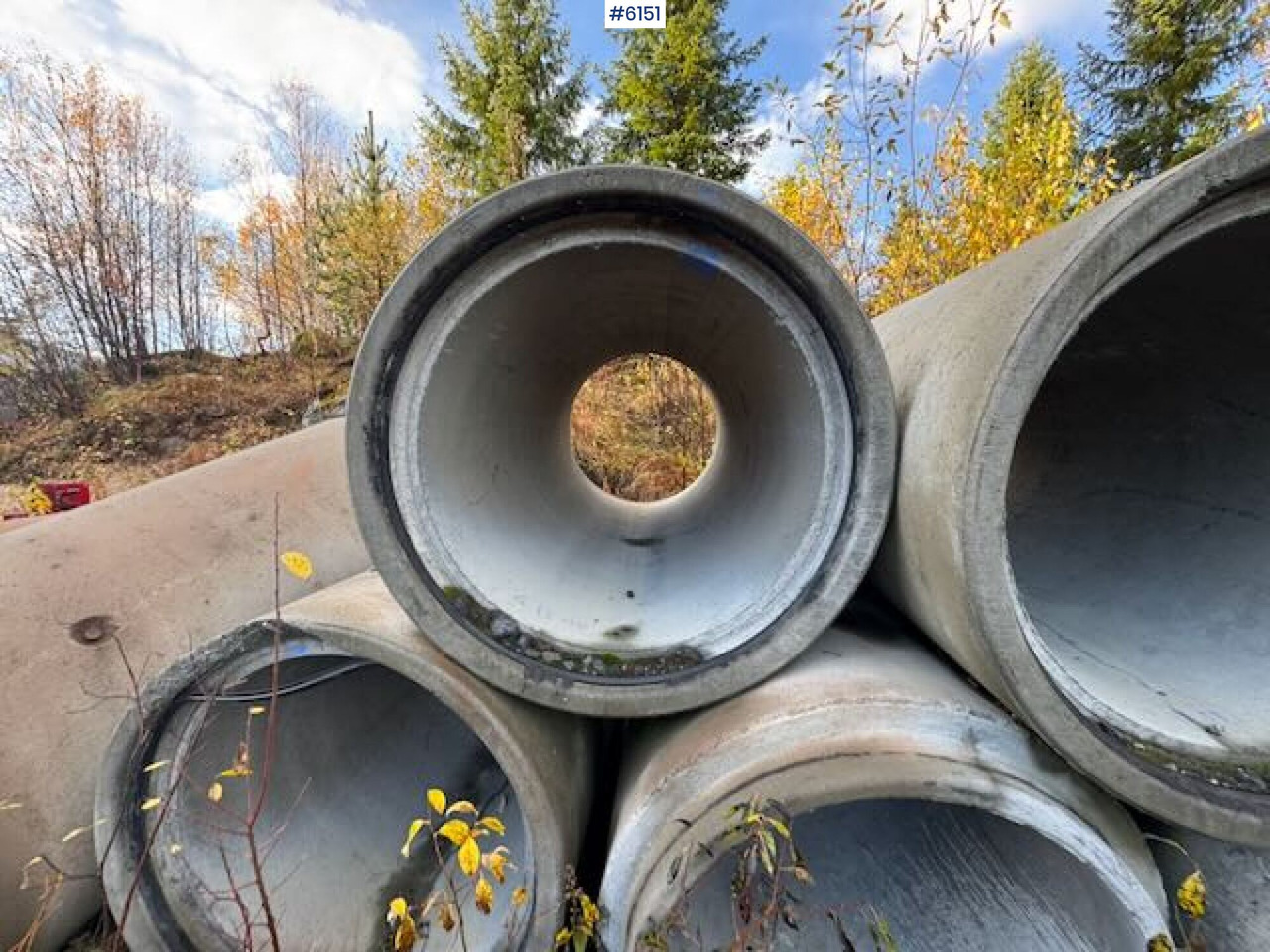 9 concrete pipes - معدات البناء: صورة 4 9 concrete pipes - معدات البناء: صورة 4