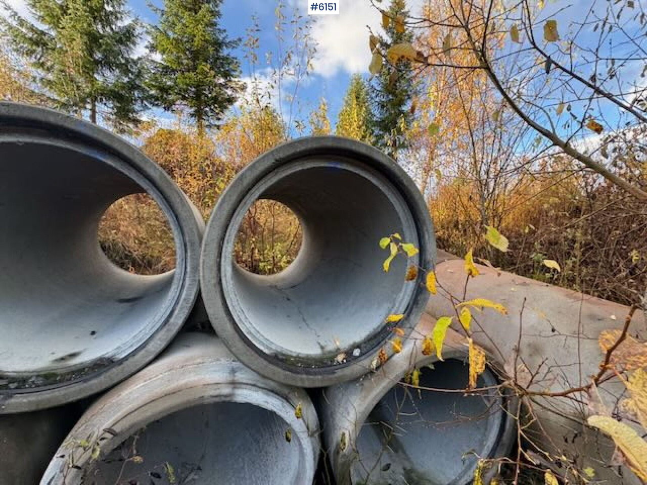9 concrete pipes - معدات البناء: صورة 5 9 concrete pipes - معدات البناء: صورة 5