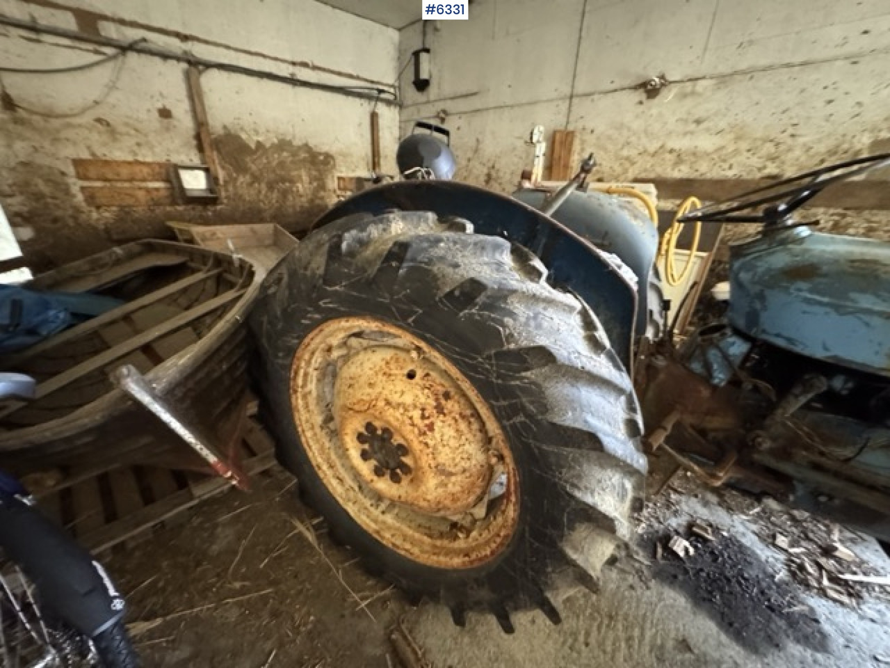 962 Fordson Dexta ‘Gråtass’ tractor - جرار: صورة 4 962 Fordson Dexta ‘Gråtass’ tractor - جرار: صورة 4