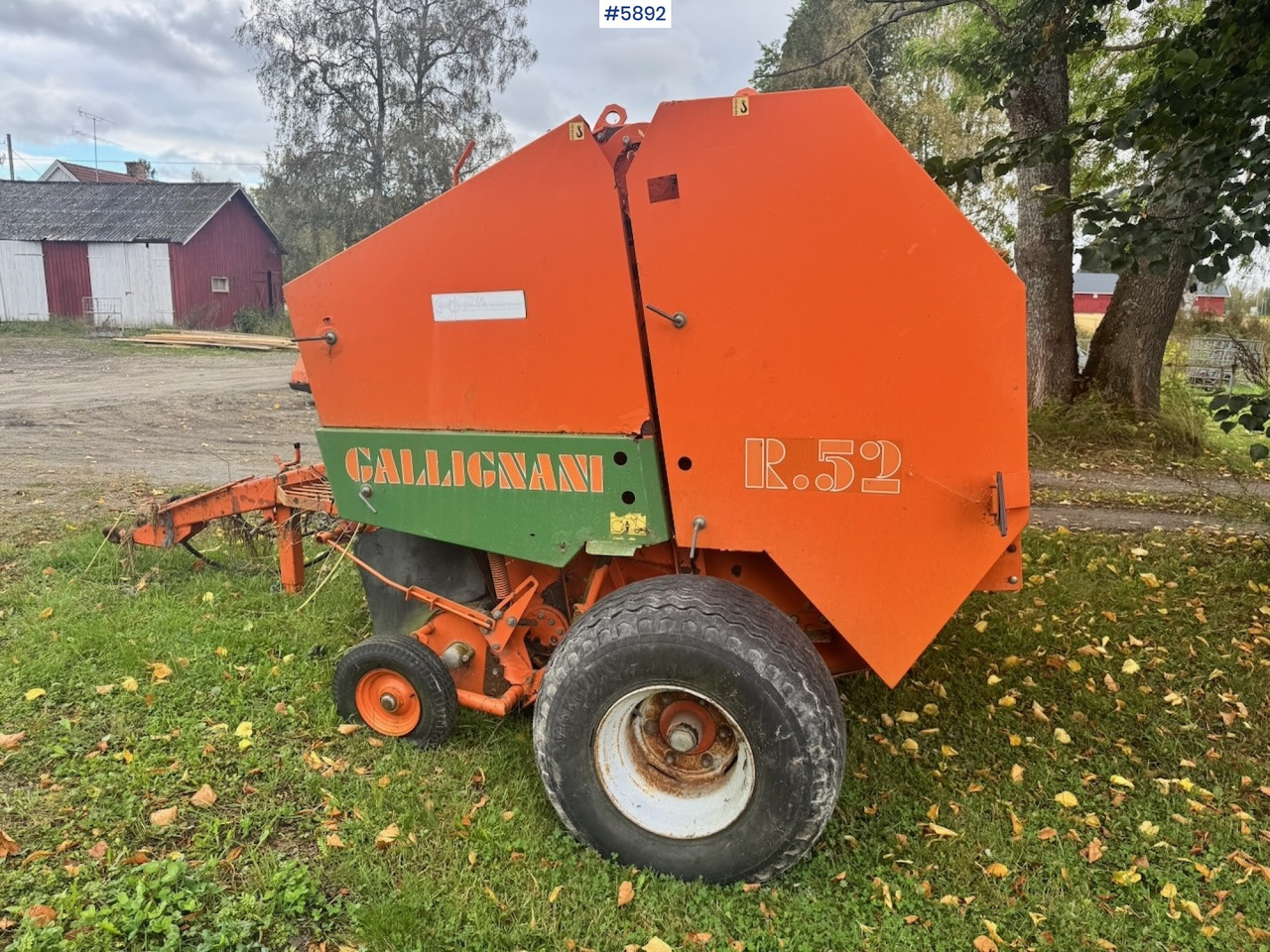 Approx. 1990 Callignani R52 Round baler - معدات تيبيس التبن: صورة 2 Approx. 1990 Callignani R52 Round baler - معدات تيبيس التبن: صورة 2