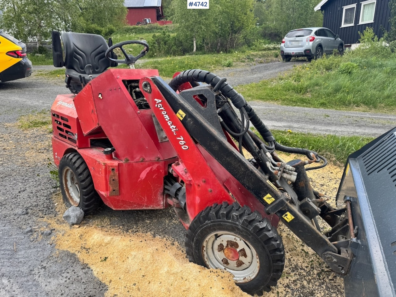 لودر مفصلي صغير Approx. 2000 Norcar Agromatic 760 Skid Steer Loader. (needs repair): صورة 7