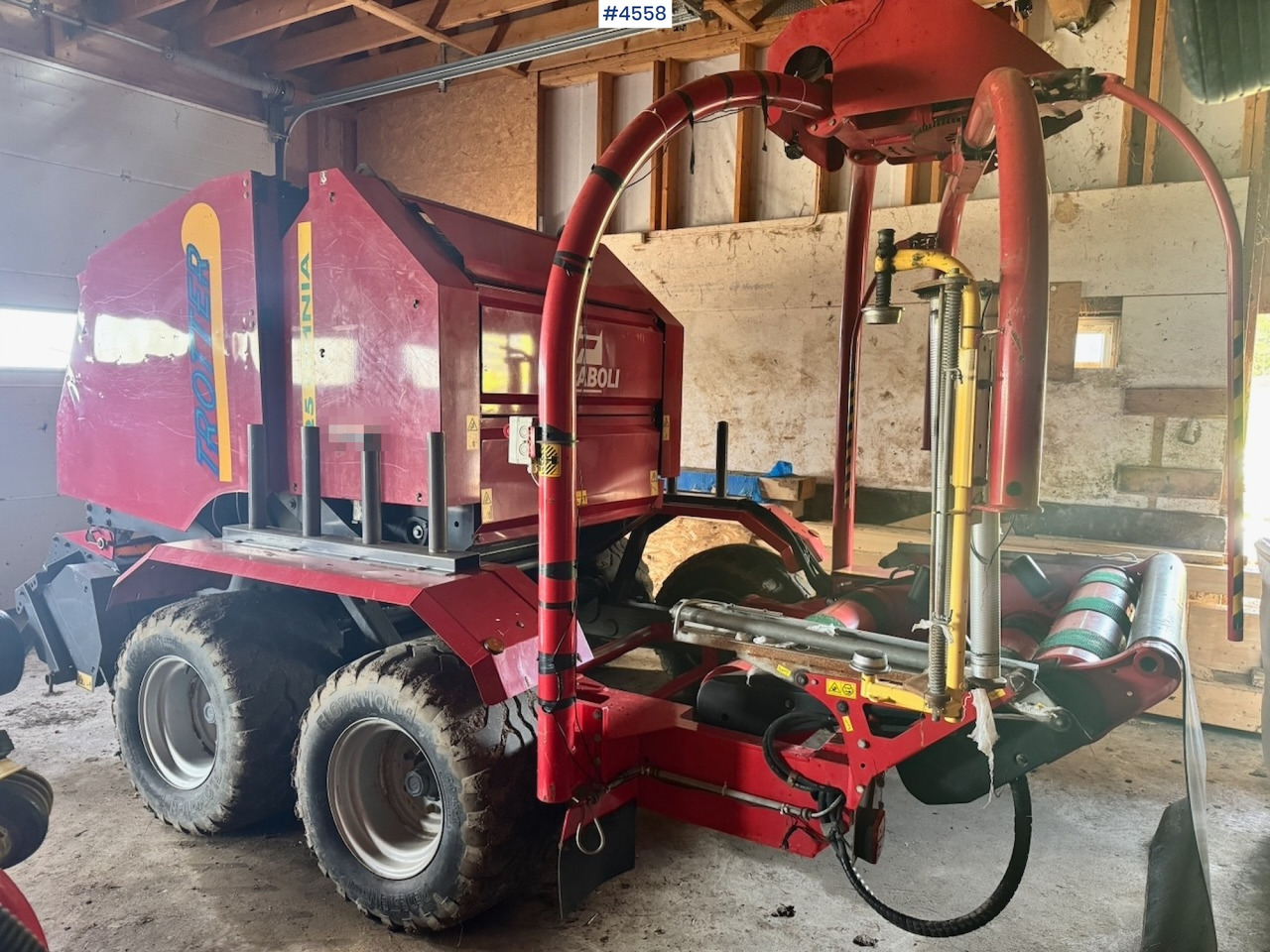 Approx. 2010 FeraBoli Omnia 125 Round Baler - معدات تيبيس التبن: صورة 5 Approx. 2010 FeraBoli Omnia 125 Round Baler - معدات تيبيس التبن: صورة 5