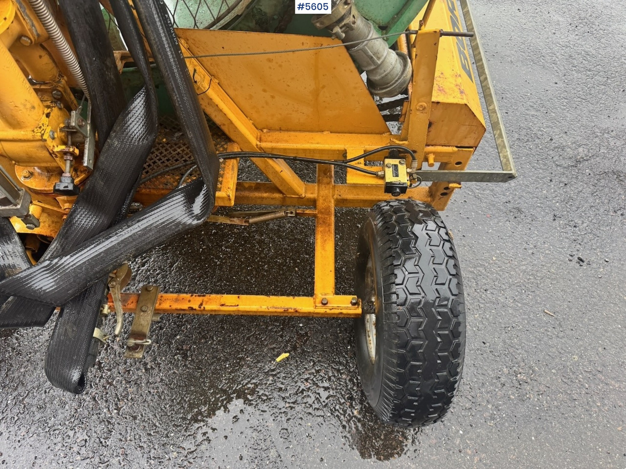 آلة Bording 1T Watering Wagon: صورة 9