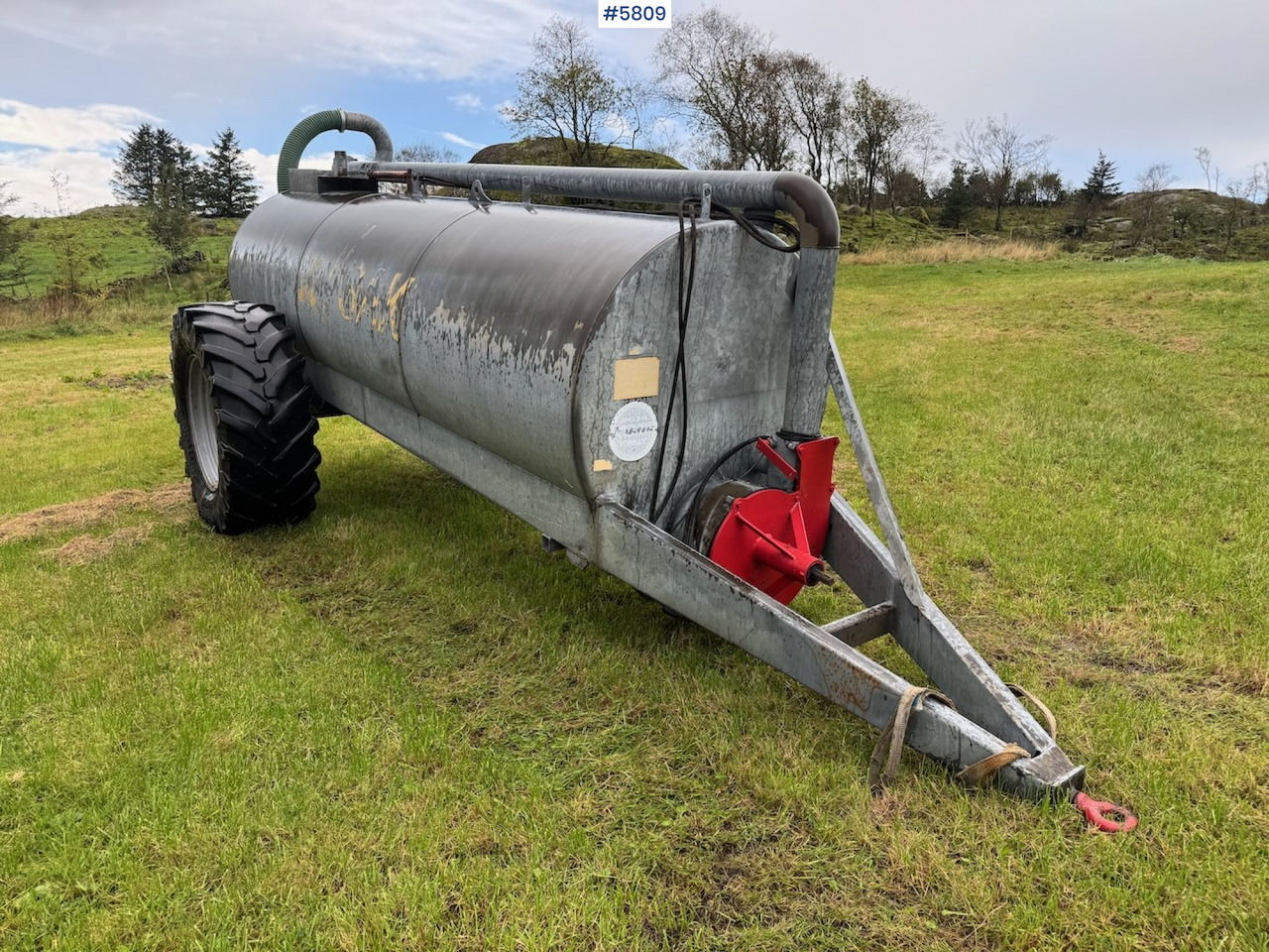 CASE Fertilizer wagon - صهريج السماد السائل: صورة 4 CASE Fertilizer wagon - صهريج السماد السائل: صورة 4