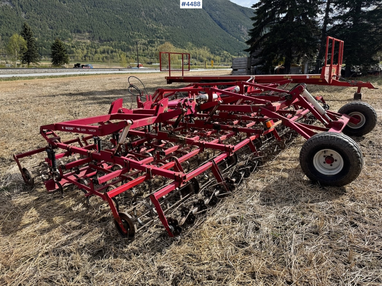 Ca. 2000 Kongskilde Germinator Harrow - معدات حرث التربة: صورة 2 Ca. 2000 Kongskilde Germinator Harrow - معدات حرث التربة: صورة 2