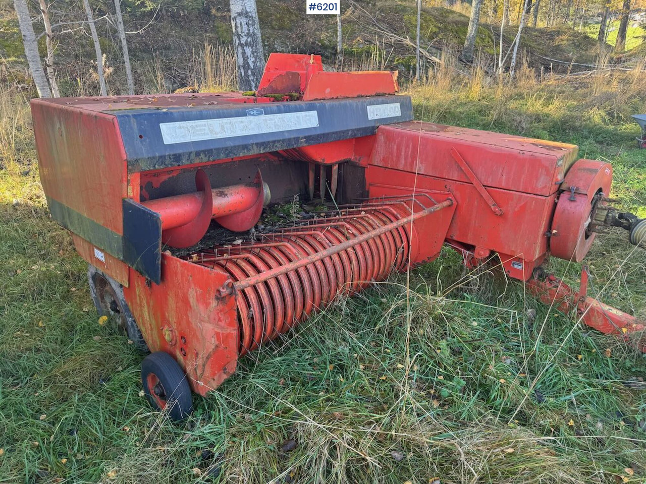 Deutz-Fahr HD 440 - معدات تيبيس التبن: صورة 5 Deutz-Fahr HD 440 - معدات تيبيس التبن: صورة 5