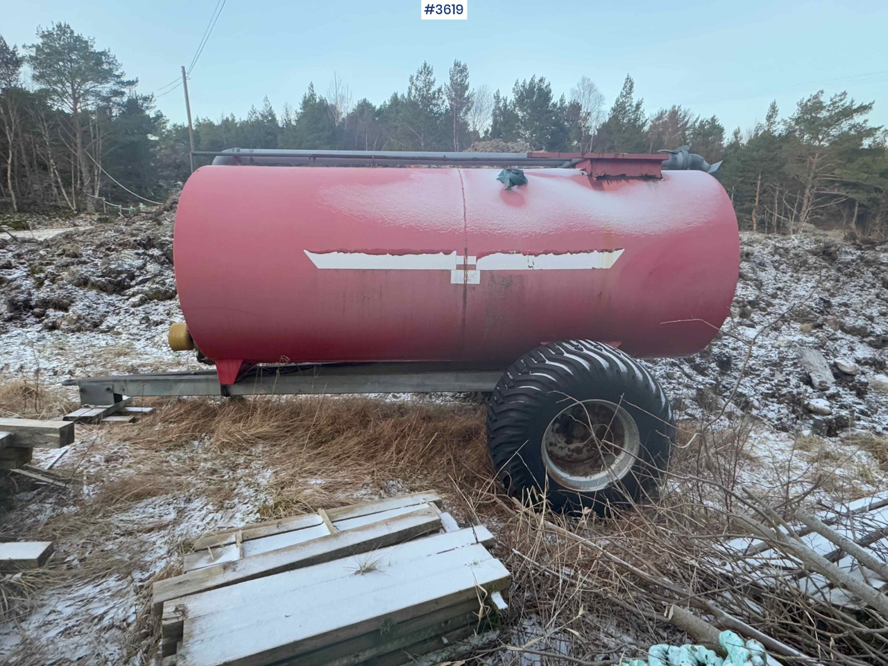 Fertilizer tank 6000 liters - صهريج السماد السائل: صورة 3 Fertilizer tank 6000 liters - صهريج السماد السائل: صورة 3