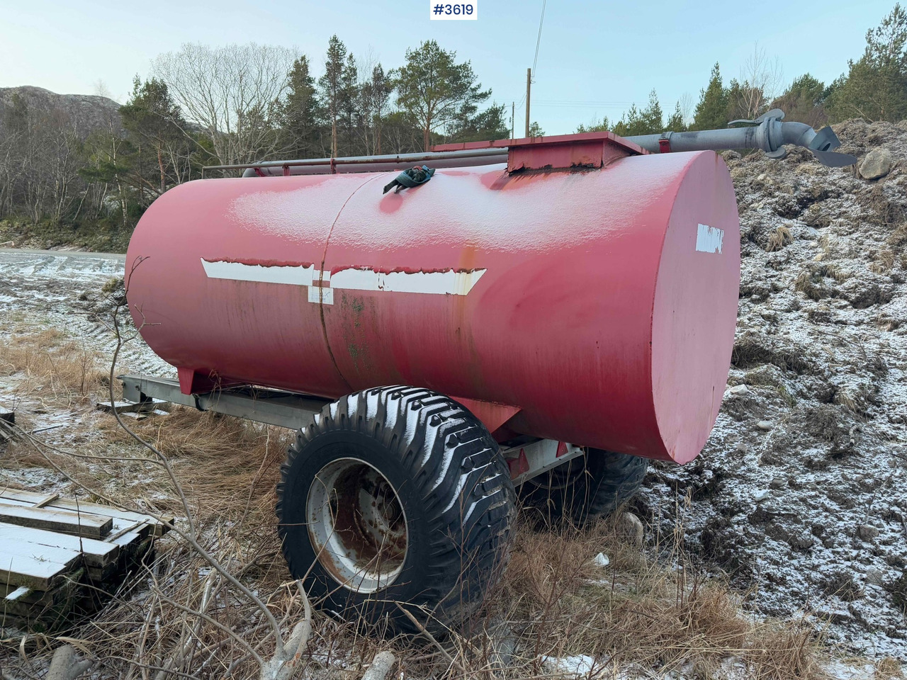 Fertilizer tank 6000 liters - صهريج السماد السائل: صورة 4 Fertilizer tank 6000 liters - صهريج السماد السائل: صورة 4