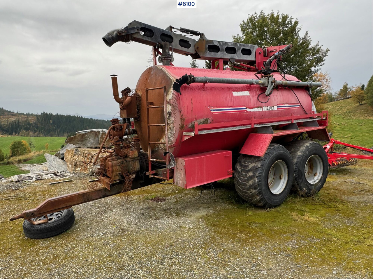 Høgborg 12,000L fertilizer trailer - صهريج السماد السائل: صورة 1 Høgborg 12,000L fertilizer trailer - صهريج السماد السائل: صورة 1