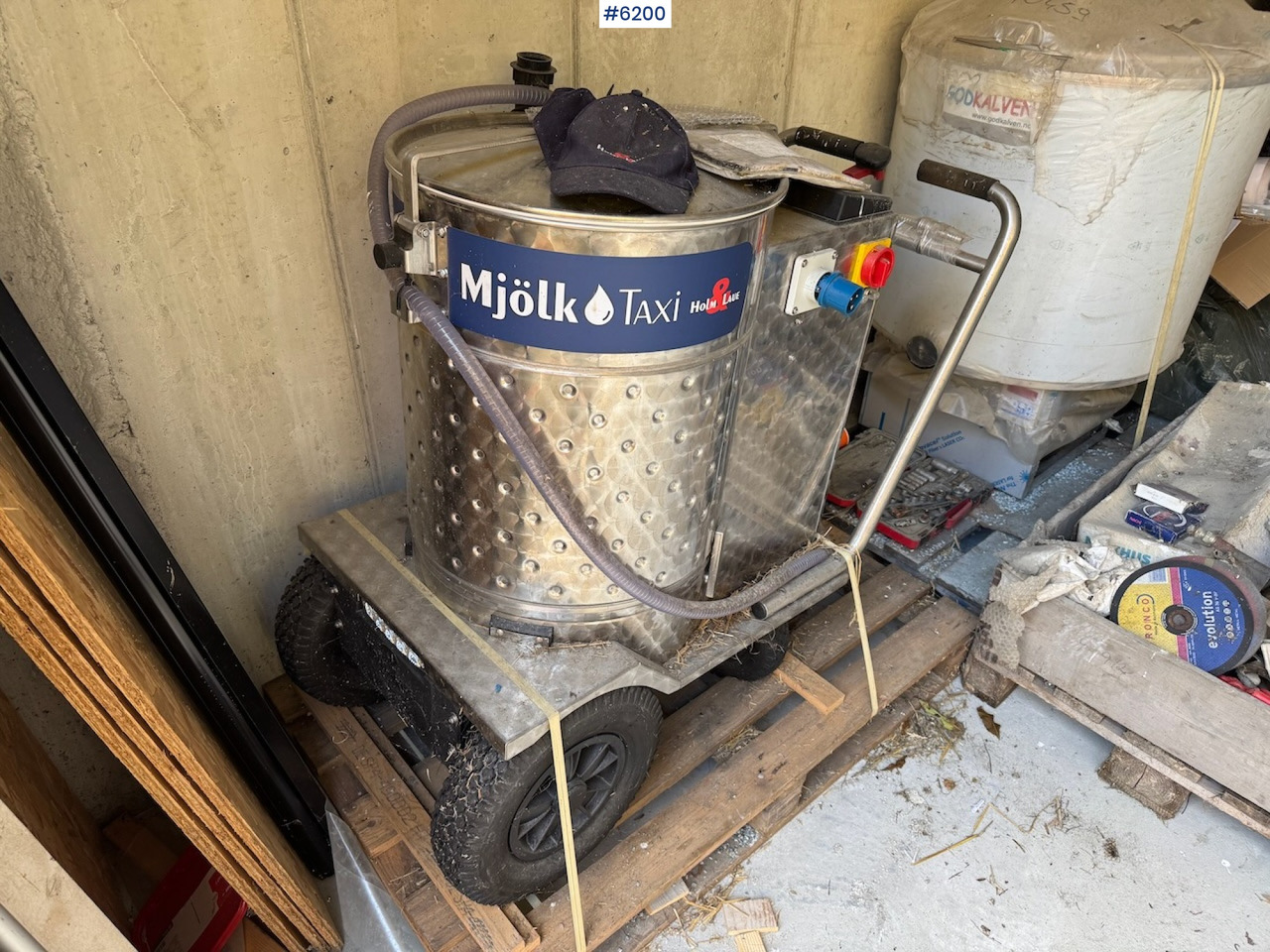 Holm & Laue Milk Taxi, Like new! - معدات الثروة الحيوانية: صورة 2 Holm & Laue Milk Taxi, Like new! - معدات الثروة الحيوانية: صورة 2