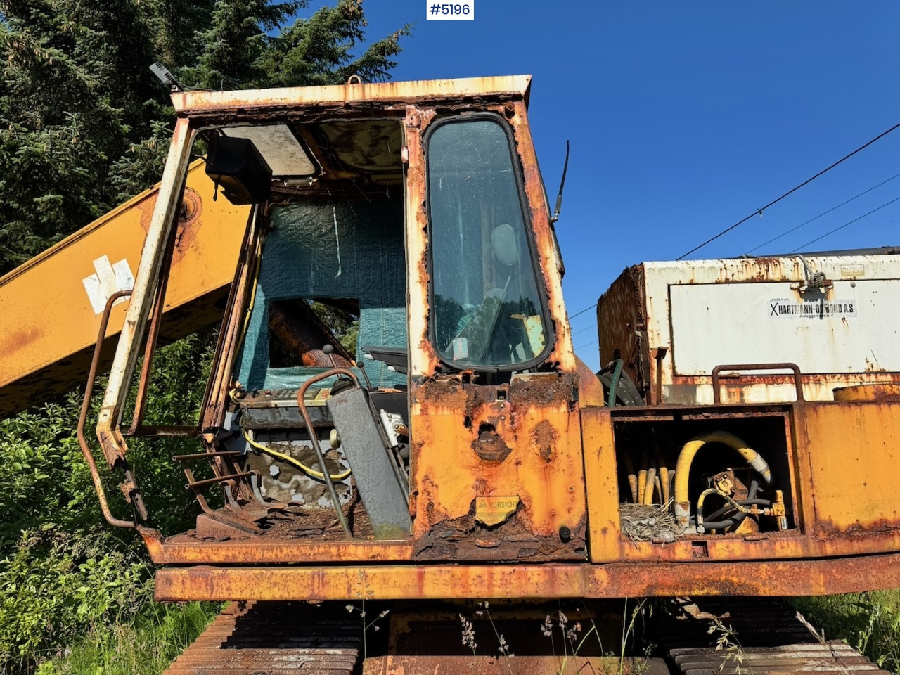 International 637 Tracked digger w/ Digging bucket - حفارة: صورة 4 International 637 Tracked digger w/ Digging bucket - حفارة: صورة 4