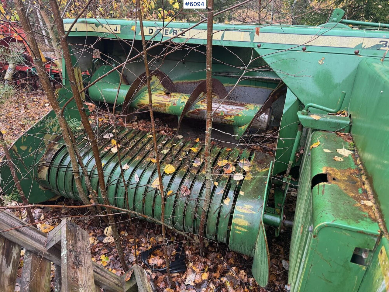 John Deere 332 - معدات تيبيس التبن: صورة 5 John Deere 332 - معدات تيبيس التبن: صورة 5