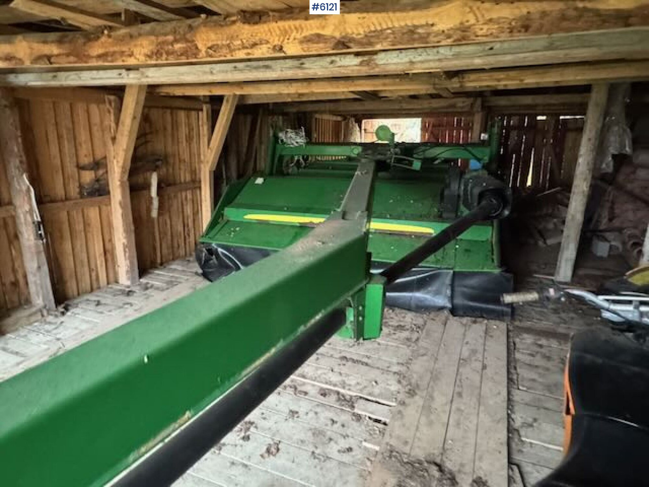 John Deere 530 trailed mower - معدات تيبيس التبن: صورة 4 John Deere 530 trailed mower - معدات تيبيس التبن: صورة 4