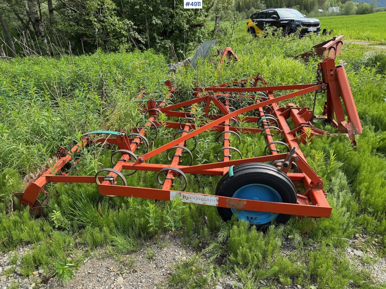 Kverneland 3 m Harrow. - معدات حرث التربة: صورة 3 Kverneland 3 m Harrow. - معدات حرث التربة: صورة 3