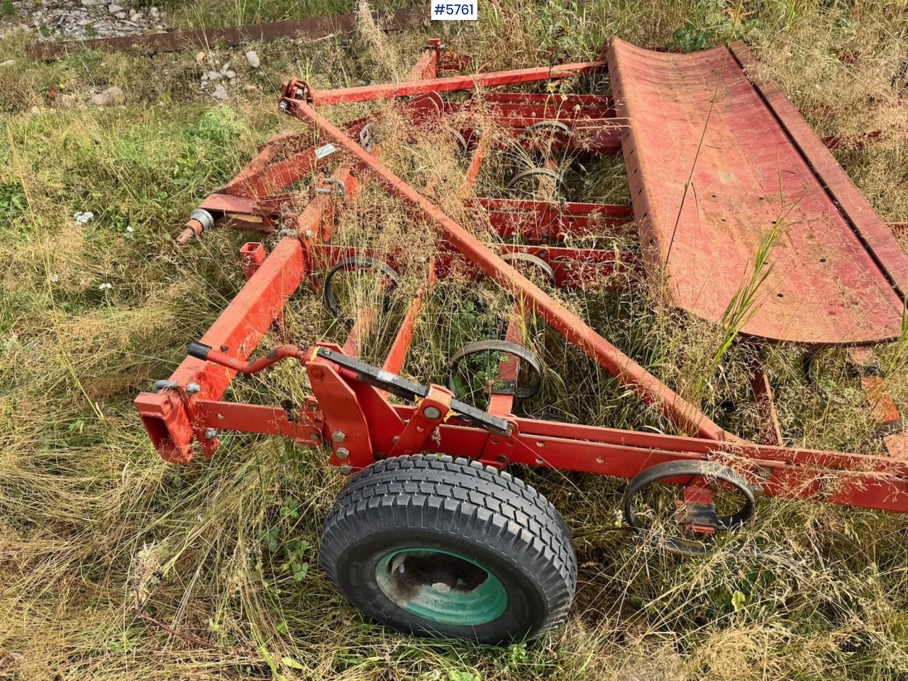 معدات حرث التربة Kverneland Futura Harrow.: صورة 10