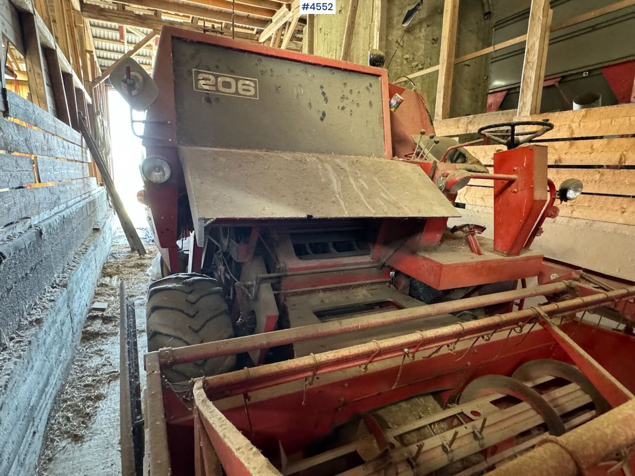 Massey Ferguson 206 thresher - حصادة موحَّدة: صورة 2 Massey Ferguson 206 thresher - حصادة موحَّدة: صورة 2