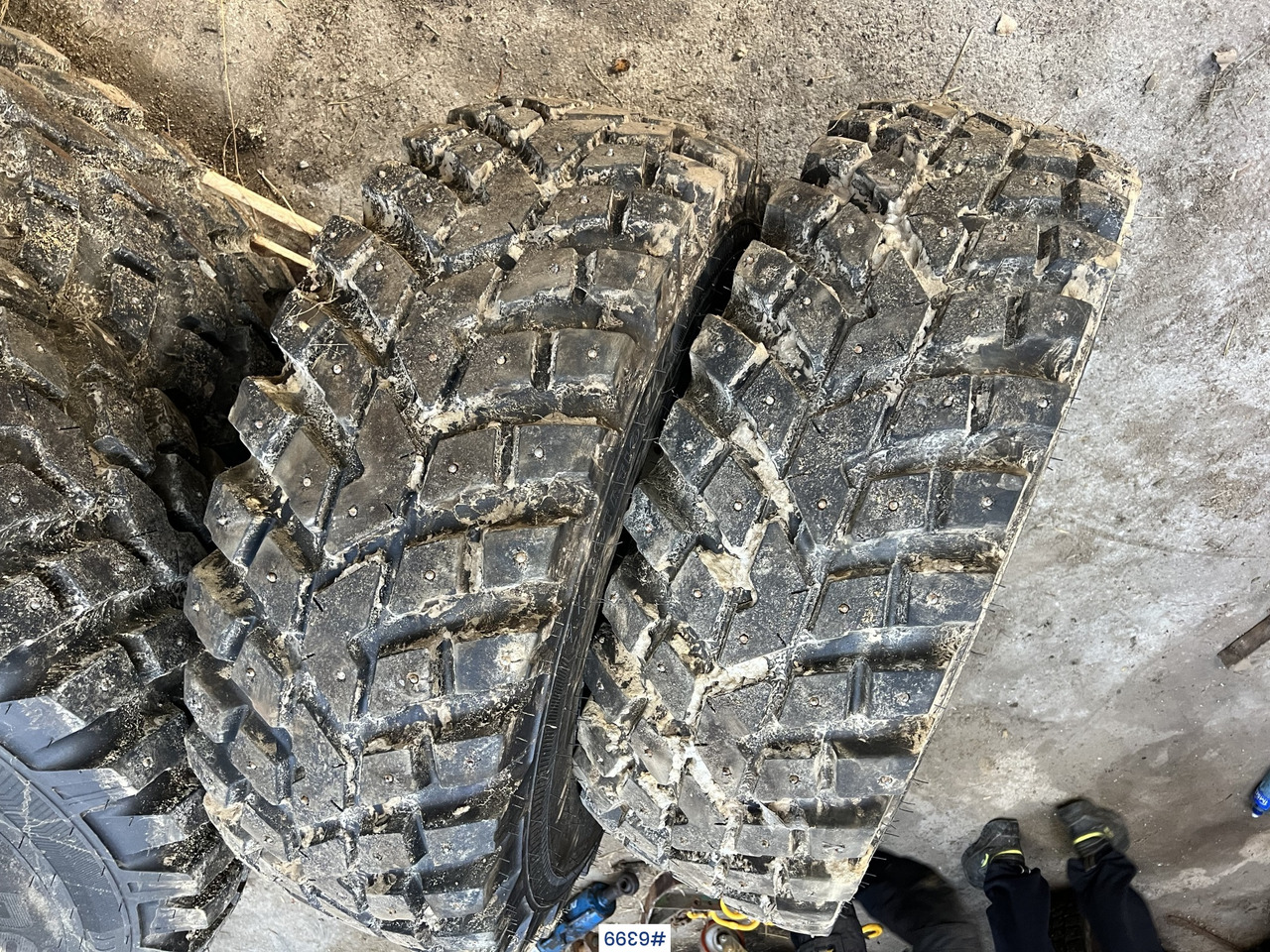 Nokian tri 2 studded tires for tractors - عجلات - الآلات الزراعية: صورة 2 Nokian tri 2 studded tires for tractors - عجلات - الآلات الزراعية: صورة 2