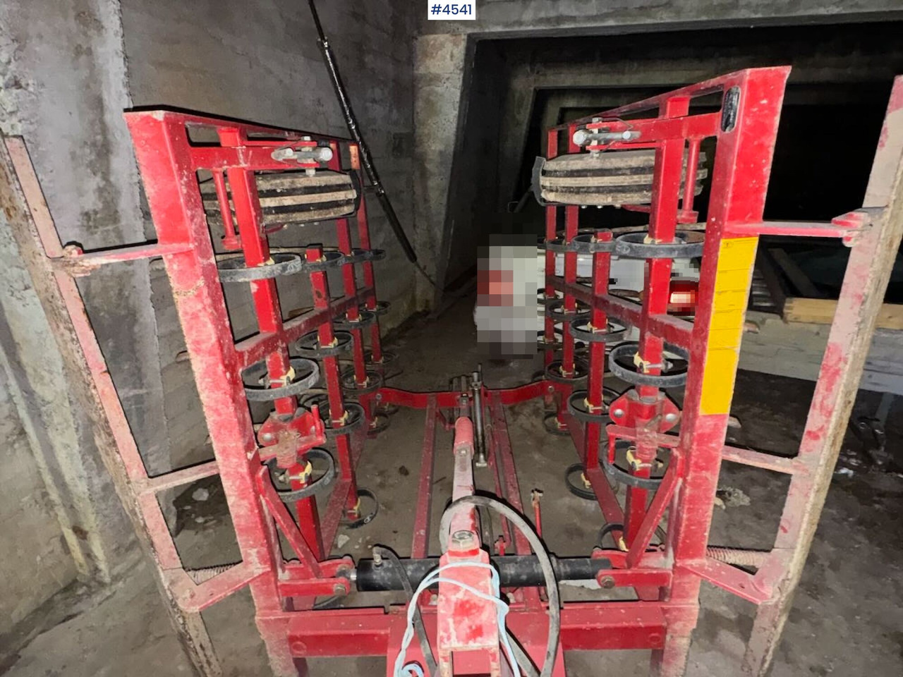 Väderstad Harrow - معدات حرث التربة: صورة 2 Väderstad Harrow - معدات حرث التربة: صورة 2