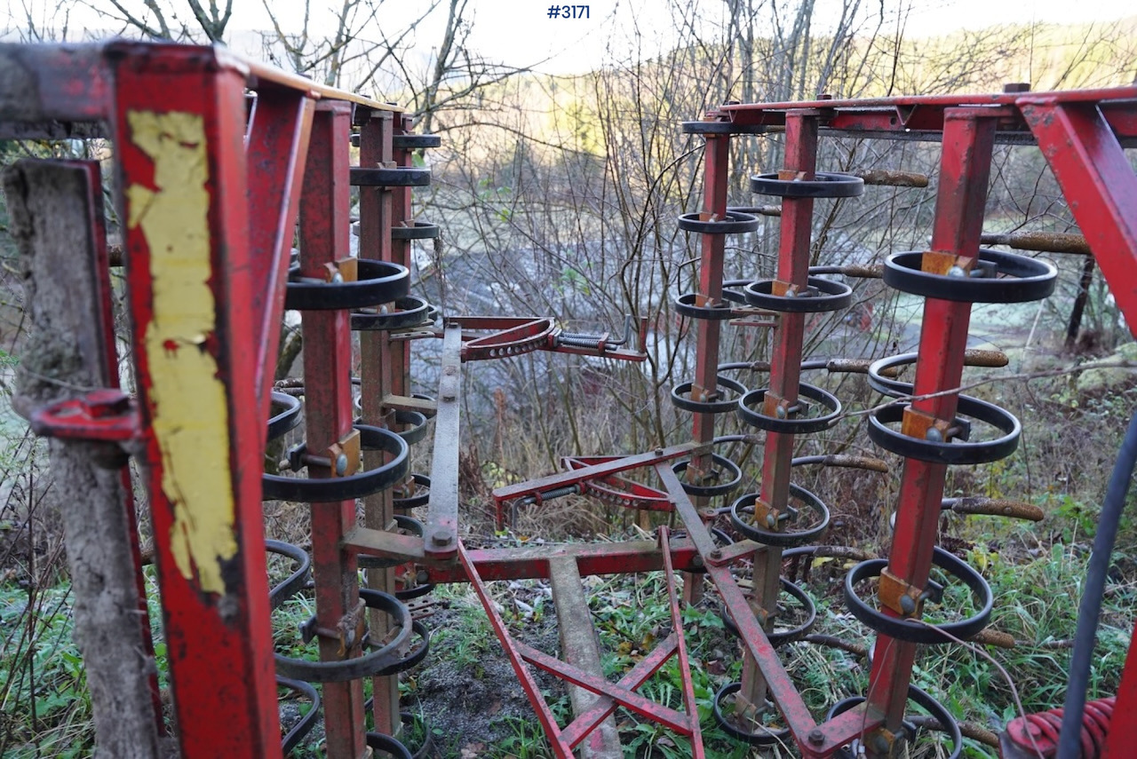 Väderstad harrow 3,4 M - معدات حرث التربة: صورة 4 Väderstad harrow 3,4 M - معدات حرث التربة: صورة 4