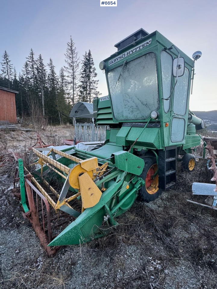 Volvo BM Active 800 Thresher - حصادة موحَّدة: صورة 4 Volvo BM Active 800 Thresher - حصادة موحَّدة: صورة 4