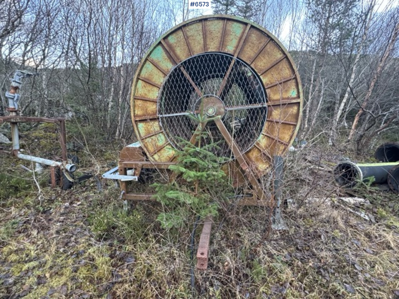 Watering trailer with water cannon - آلة: صورة 4 Watering trailer with water cannon - آلة: صورة 4