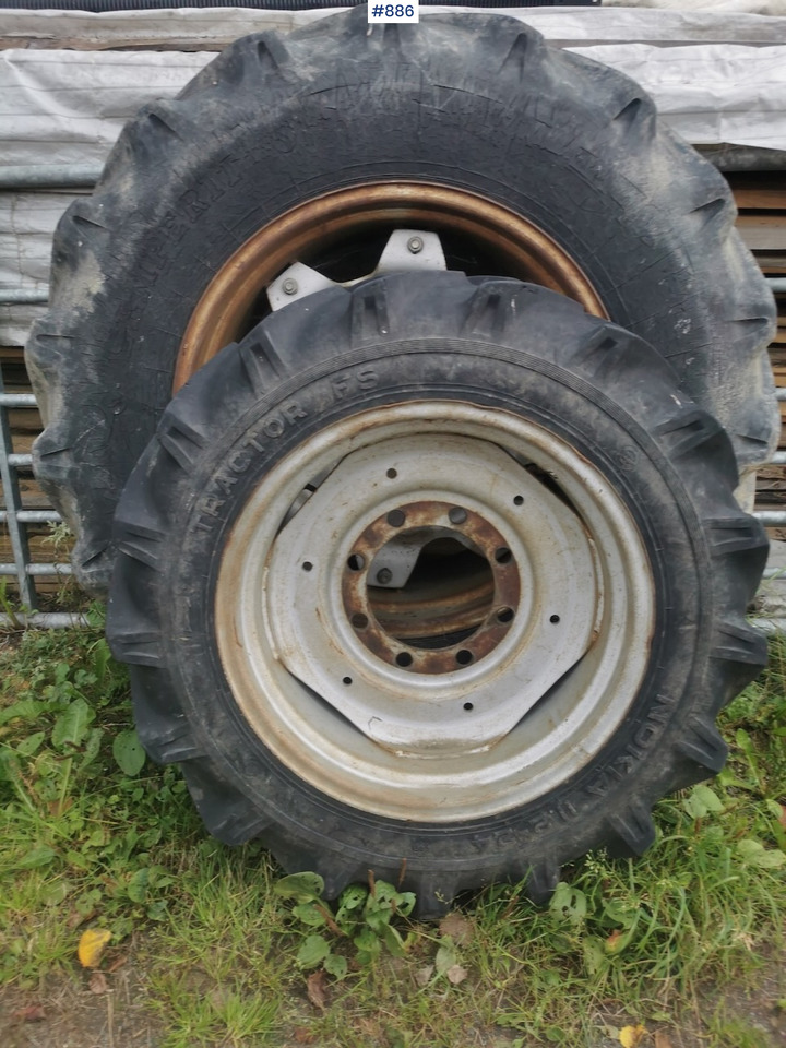 Wheel set on Deutz-Fahr 3.60 - عجلات - الآلات الزراعية: صورة 1 Wheel set on Deutz-Fahr 3.60 - عجلات - الآلات الزراعية: صورة 1