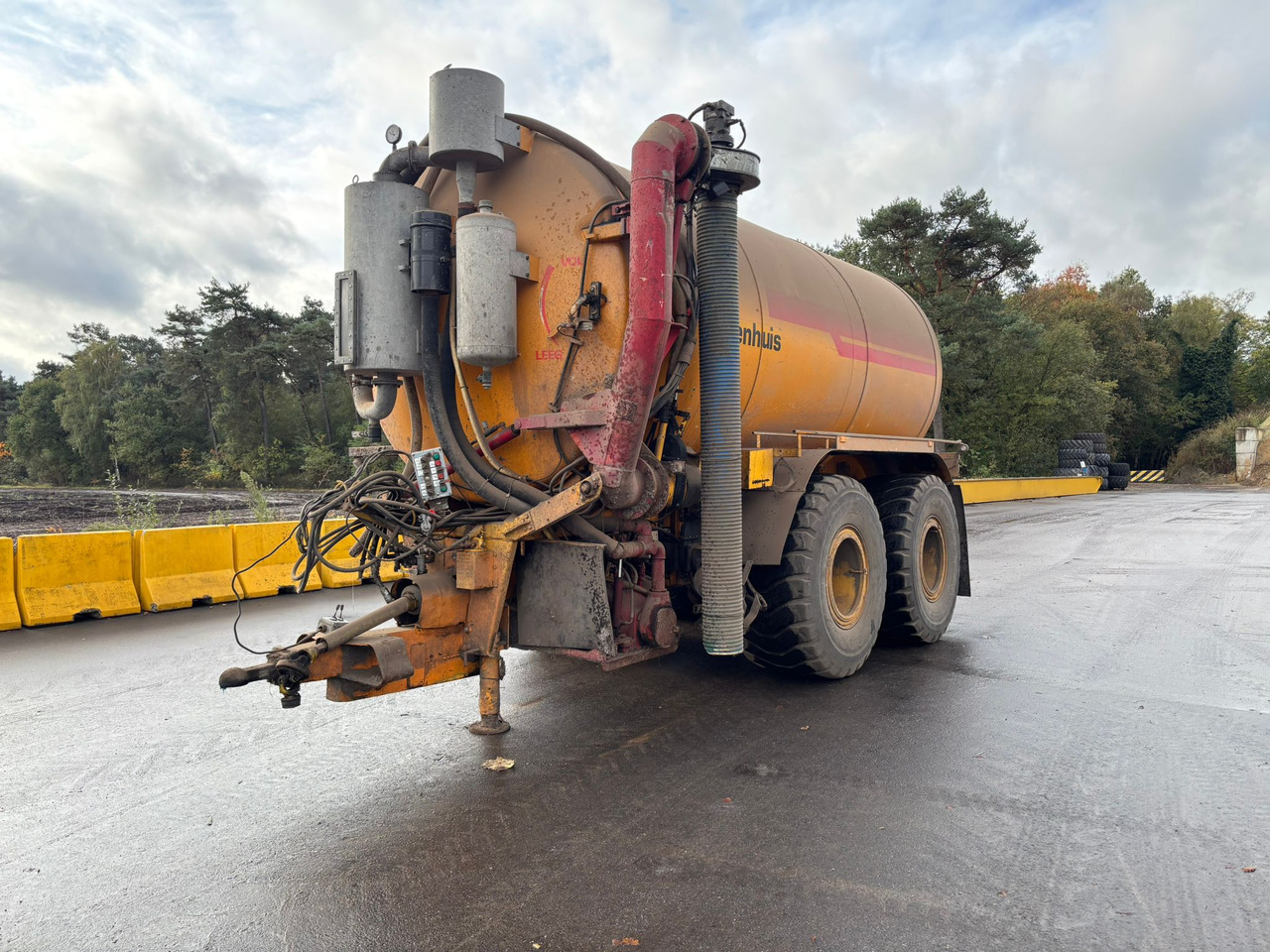 Veenhuis 19000 - صهريج السماد السائل: صورة 1 Veenhuis 19000 - صهريج السماد السائل: صورة 1