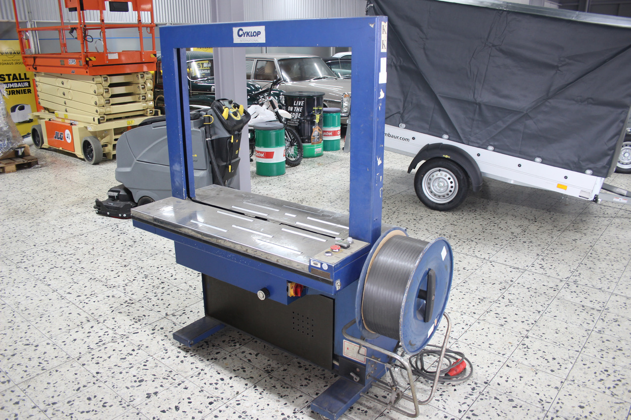 Cyclop CI80 Strapping Machine - معدات صناعية: صورة 1 Cyclop CI80 Strapping Machine - معدات صناعية: صورة 1