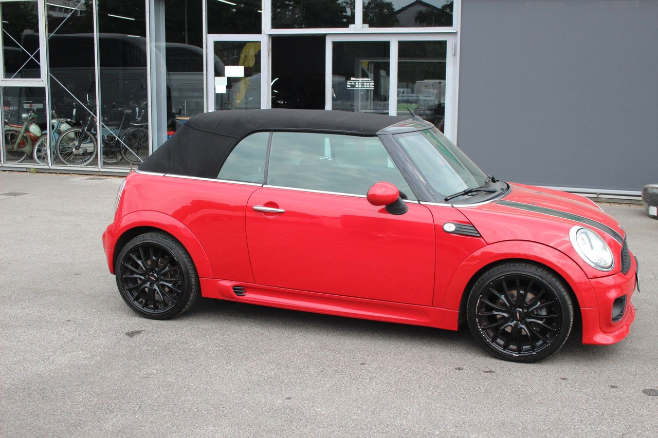 MINI COOPER Cabrio "Works Exterieur" Pepper 114tKM - سيارة: صورة 3 MINI COOPER Cabrio "Works Exterieur" Pepper 114tKM - سيارة: صورة 3