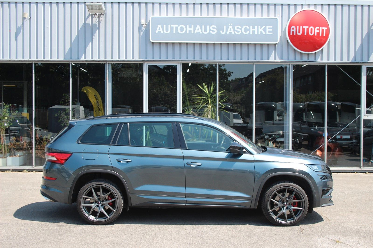 Skoda Kodiaq RS 4x4 ACC Std-Hzg Pano Alcant LED Canton - سيارة دفع رباعي: صورة 2 Skoda Kodiaq RS 4x4 ACC Std-Hzg Pano Alcant LED Canton - سيارة دفع رباعي: صورة 2
