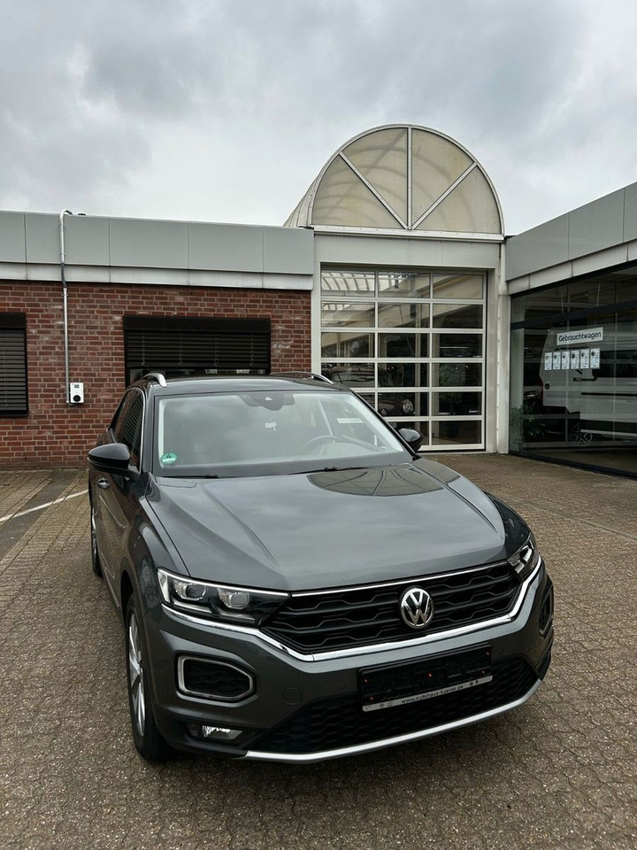 Volkswagen T-Roc Style - سيارة دفع رباعي: صورة 3 Volkswagen T-Roc Style - سيارة دفع رباعي: صورة 3
