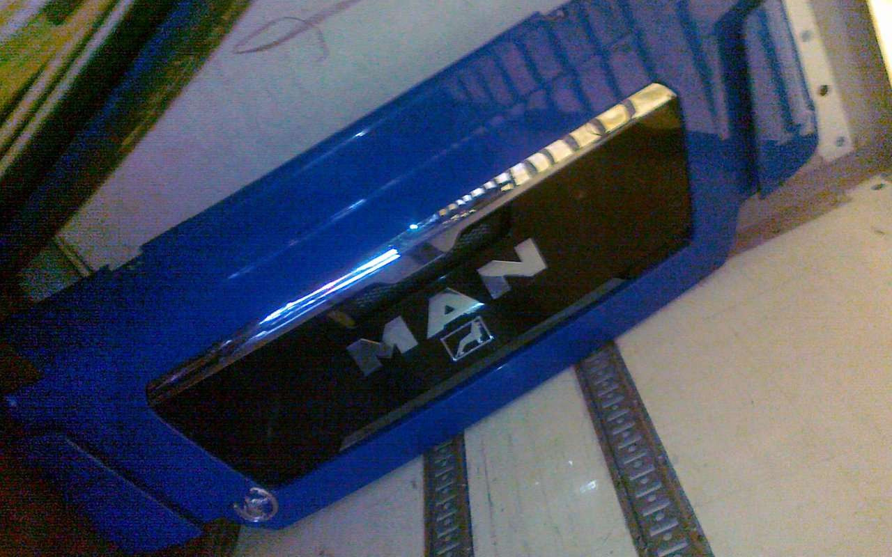 مصد العربة - شاحنة MAN different bumpers: صورة 10