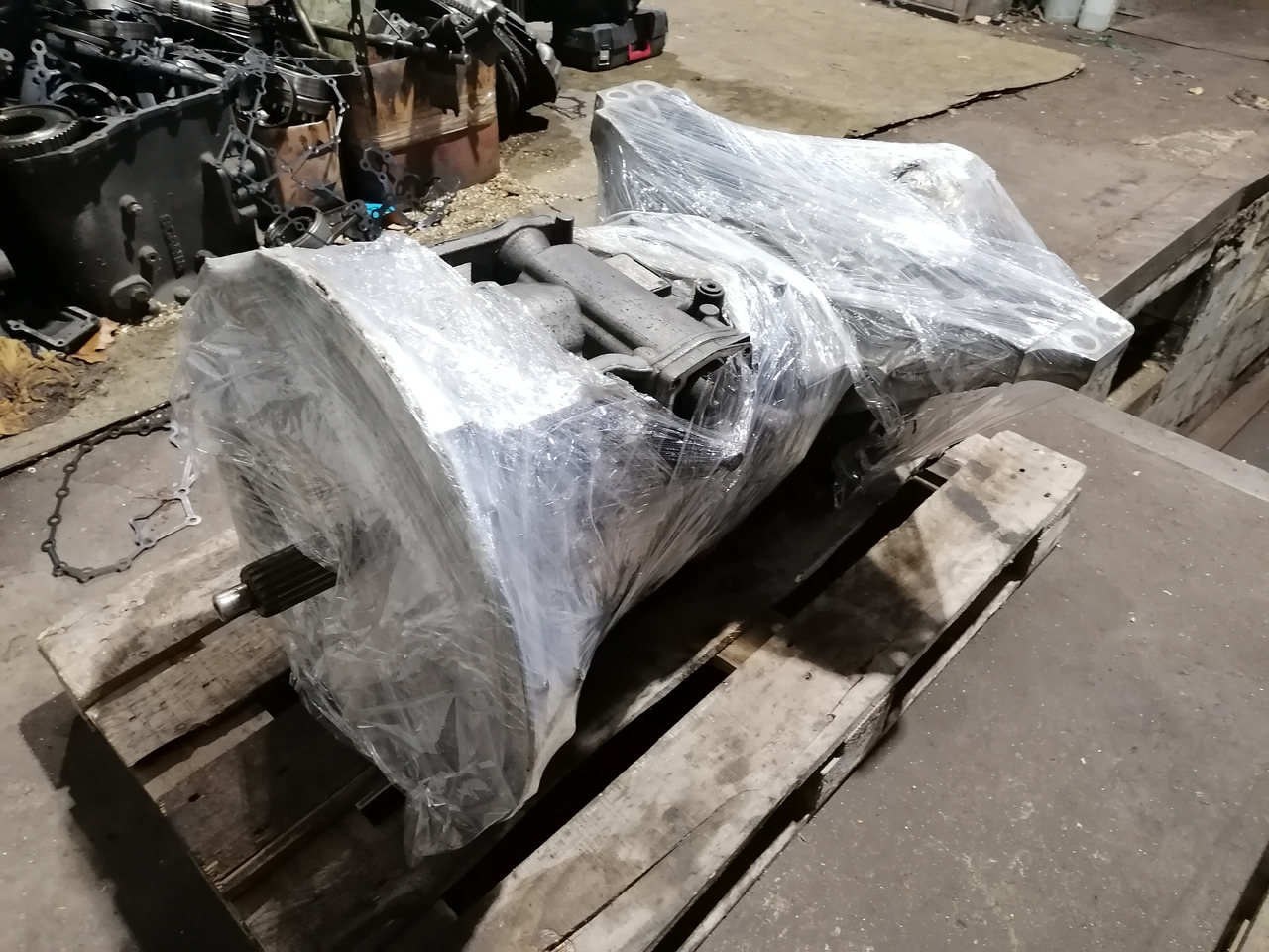 Mercedes-benz MP-4 repaired gearbox G211-12 - صندوق التروس: صورة 1 Mercedes-benz MP-4 repaired gearbox G211-12 - صندوق التروس: صورة 1
