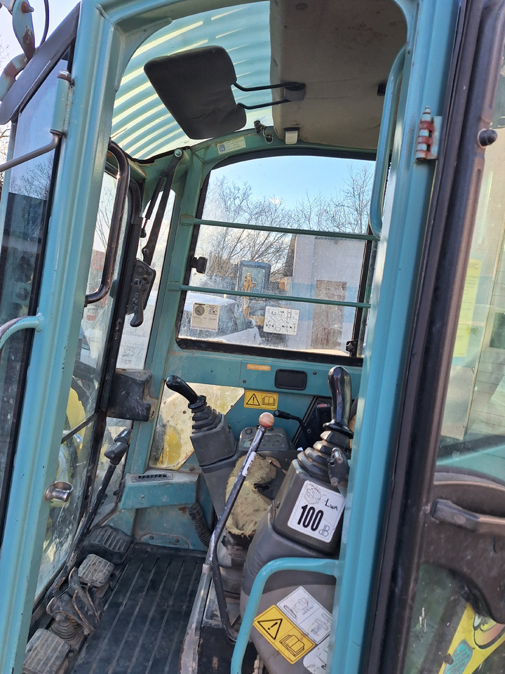 YANMAR ViO 75 - آلات البناء: صورة 5 YANMAR ViO 75 - آلات البناء: صورة 5